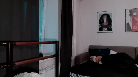 secrettt_poison online show from 07/09/26, 04:33