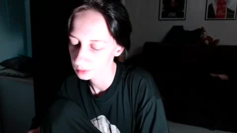secrettt_poison online show from 07/18/26, 04:33
