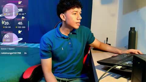 Snapshot of seder_4 chatting on 01/12/26, 04:56 Sebas online show from 01/12/26, 04:56