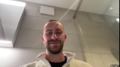 Snapshot of seducemepleae chatting on 10/18/25, 06:08 seducemepleae online show from 10/18/25, 06:08