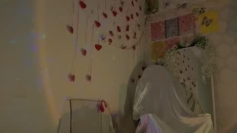 Snapshot of seductive_flower chatting on 03/10/26, 10:31 Mali online show from 03/10/26, 10:31