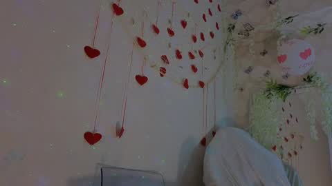 Snapshot of seductive_flower chatting on 04/08/26, 10:15 Mali online show from 04/08/26, 10:15