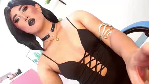 Snapshot of seductive_scarllete chatting on 01/18/26, 09:07 SCARLETTE online show from 01/18/26, 09:07