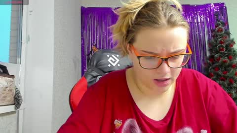 seductive_she_wolf online show from 12/23/24, 07:06