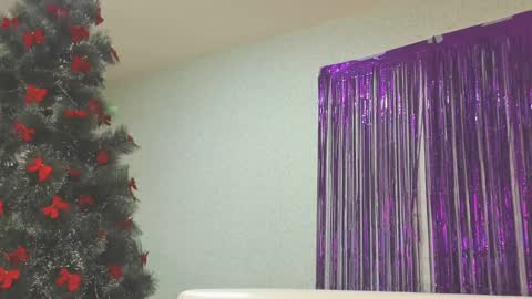 seductive_she_wolf online show from 12/28/24, 04:52