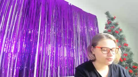 seductive_she_wolf online show from 01/10/25, 08:51