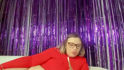 seductive_she_wolf online show from 01/10/25, 02:55