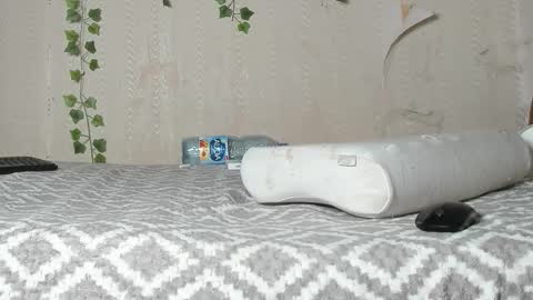 seductive_she_wolf online show from 11/19/25, 05:35