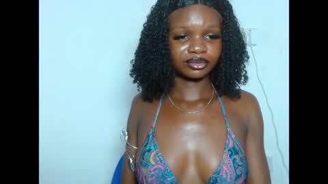 Snapshot of seductive_sugar247 chatting on 04/18/26, 03:38 seductive_sugar247 online show from 04/18/26, 03:38