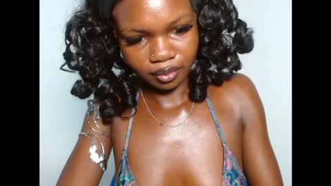 Snapshot of seductive_sugar247 chatting on 04/21/26, 02:15 seductive_sugar247 online show from 04/21/26, 02:15