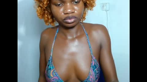 Snapshot of seductive_sugar247 chatting on 04/24/26, 03:53 seductive_sugar247 online show from 04/24/26, 03:53
