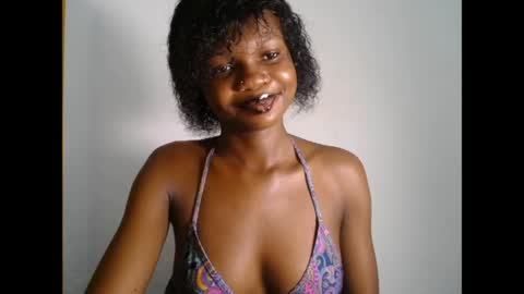 Snapshot of seductive_sugar247 chatting on 05/01/26, 02:27 seductive_sugar247 online show from 05/01/26, 02:27