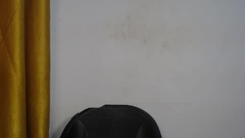 Snapshot of seductive_sugar247 chatting on 05/20/26, 03:51 seductive_sugar247 online show from 05/20/26, 03:51