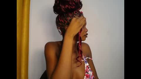 Snapshot of seductive_sugar247 chatting on 05/30/26, 06:05 seductive_sugar247 online show from 05/30/26, 06:05
