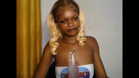 Snapshot of seductive_sugar247 chatting on 06/10/26, 05:07 seductive_sugar247 online show from 06/10/26, 05:07