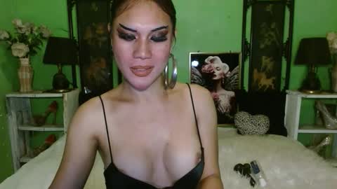 dyosa isabel online show from 09/09/25, 04:17