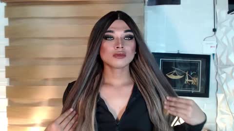 Deluxe online show from 03/01/25, 06:24