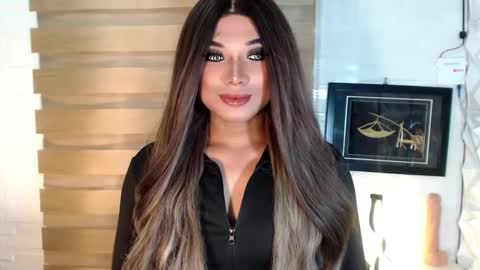 Deluxe online show from 03/09/25, 03:43