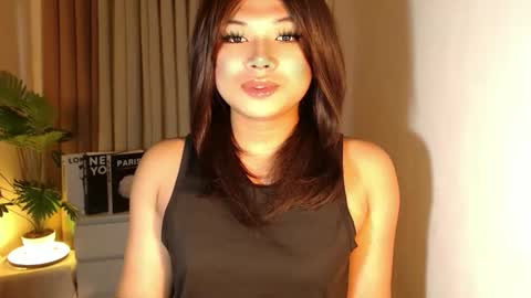 Deluxe online show from 10/10/25, 05:28