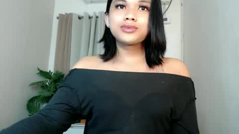 Deluxe online show from 06/04/26, 04:35