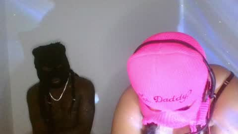 Snapshot of seductivelovergirl chatting on 06/14/26, 02:35 seductivelovergirl online show from 06/14/26, 02:35