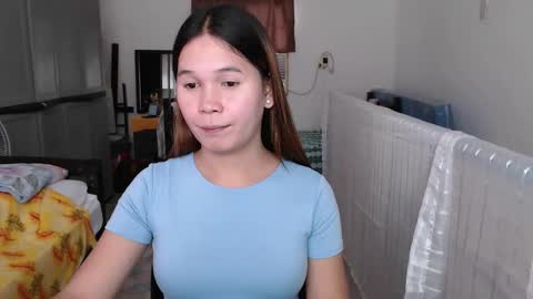 Snapshot of seductivemegoftheworld_ chatting on 01/07/26, 04:37 MEG online show from 01/07/26, 04:37
