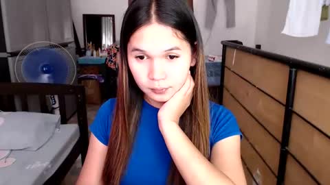 Snapshot of seductivemegoftheworld_ chatting on 06/10/26, 05:07 MEG online show from 06/10/26, 05:07