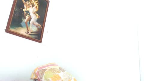 Estefany online show from 12/03/24, 02:05