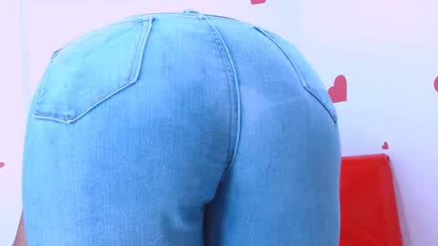 Estefany online show from 09/16/25, 05:30