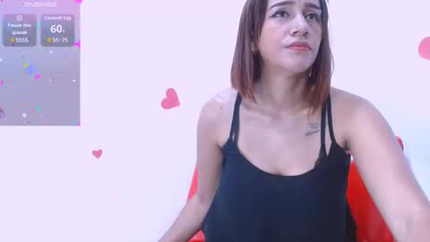 Snapshot of seductivespellvagina80 chatting on 11/26/25, 01:56 Estefany online show from 11/26/25, 01:56