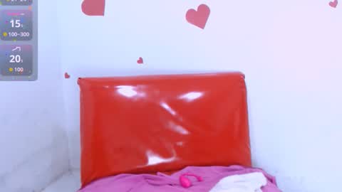 Snapshot of seductivespellvagina80 chatting on 01/14/26, 01:50 Estefany online show from 01/14/26, 01:50