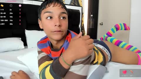 Snapshot of seductivo_jr chatting on 10/17/25, 03:10 seductivo online show from 10/17/25, 03:10