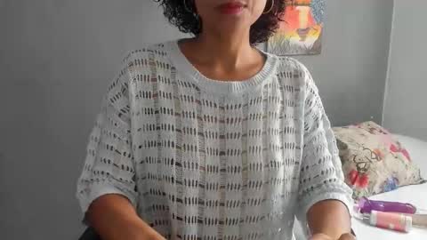 Snapshot of seductress_malia chatting on 12/15/25, 03:16 seductress_malia online show from 12/15/25, 03:16