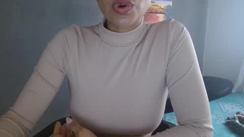 Snapshot of seductress_malia chatting on 02/13/26, 01:40 seductress_malia online show from 02/13/26, 01:40