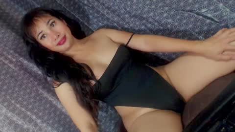 Snapshot of seductresstsjulia chatting on 04/13/26, 03:45 Julia Starlette online show from 04/13/26, 03:45