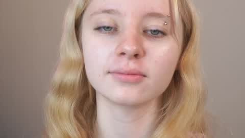 Snapshot of seebunny chatting on 06/02/26, 04:09 See Its honey bunny im Lana online show from 06/02/26, 04:09