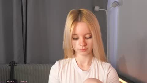 Snapshot of seebunny chatting on 07/16/26, 01:39 See Its honey bunny im Lana online show from 07/16/26, 01:39