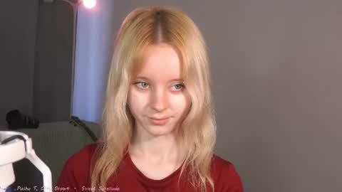 Snapshot of seebunny chatting on 07/27/26, 02:24 See Its honey bunny im Lana online show from 07/27/26, 02:24