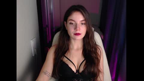 Emily online show from 03/11/25, 11:55