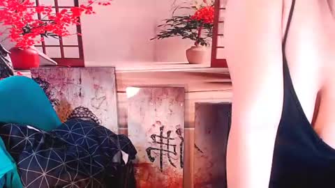 Snapshot of seeyou2morrow chatting on 06/12/26, 07:51 seeyou2morrow online show from 06/12/26, 07:51