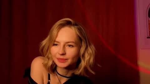 Snapshot of segabood chatting on 12/19/25, 02:35 Eva online show from 12/19/25, 02:35