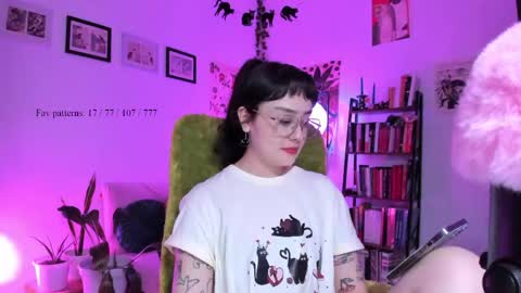 Luciana online show from 06/09/26, 10:43