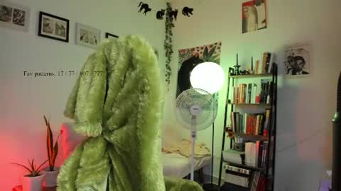 Luciana online show from 06/22/26, 11:57