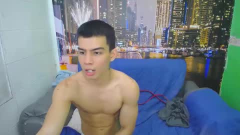 Snapshot of seigfried0 chatting on 02/18/25, 09:42 Seigfried online show from 02/18/25, 09:42