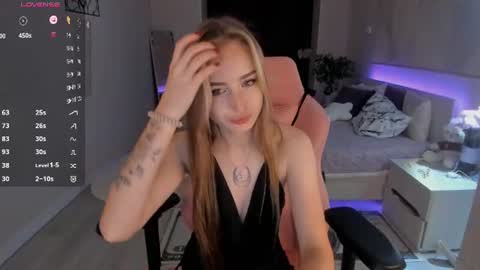 Lucia Lucy online show from 06/17/26, 11:16