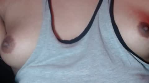 Snapshot of selda_ chatting on 01/03/25, 07:06 Selda online show from 01/03/25, 07:06