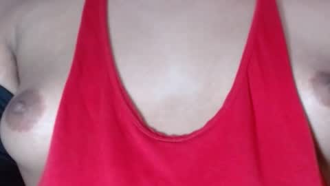 Snapshot of selda_ chatting on 01/06/25, 11:07 Selda online show from 01/06/25, 11:07