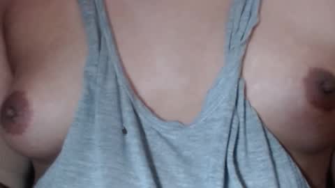 Snapshot of selda_ chatting on 02/23/25, 05:45 Selda online show from 02/23/25, 05:45