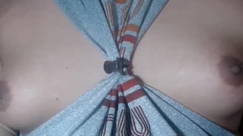 Snapshot of selda_ chatting on 03/04/25, 06:26 Selda online show from 03/04/25, 06:26