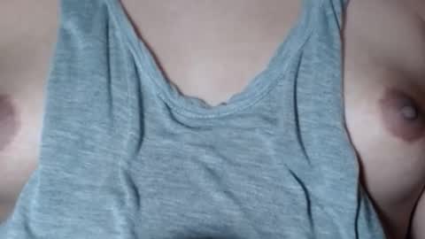 Snapshot of selda_ chatting on 03/06/25, 10:20 Selda online show from 03/06/25, 10:20